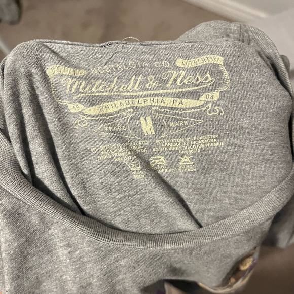 Steve Nash Phoenix Suns “Captain Canada” Mitchell & Ness T-Shirt Size L - Picture 2 of 2